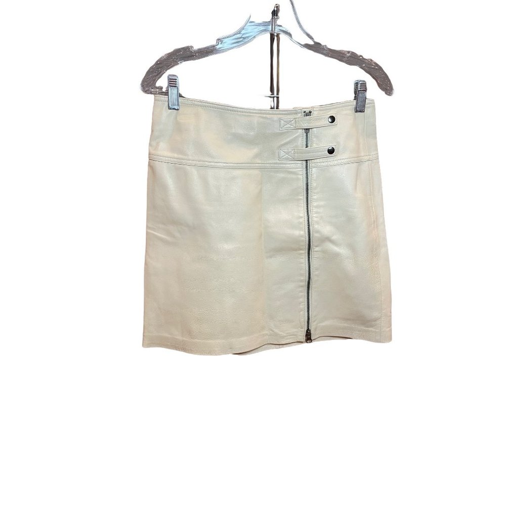 Cache Cream Leather Mini Skirt with Front Zip